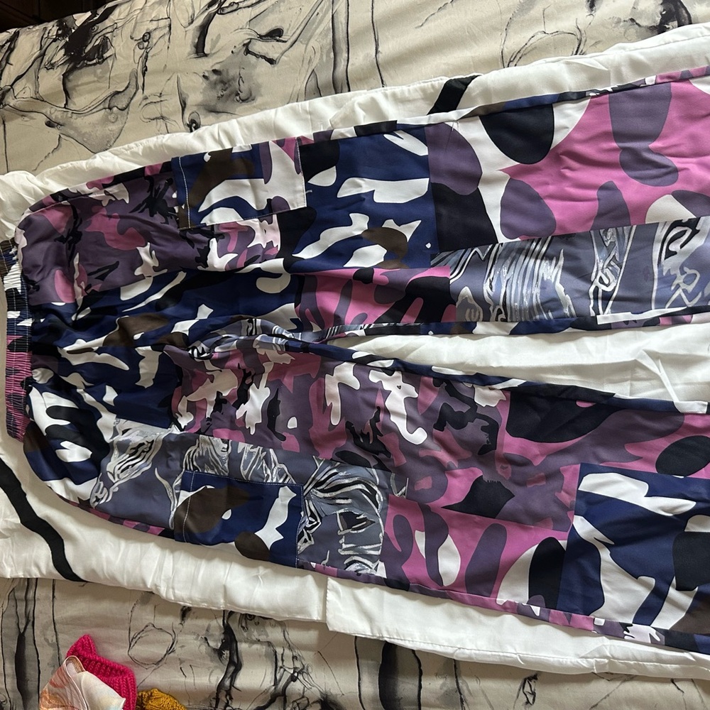 Never Worn ! 2 Piece - image 3